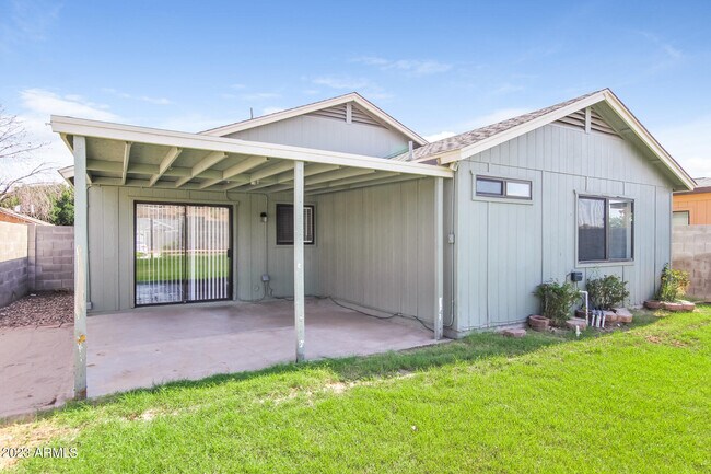 Building Photo - 3190 W Williams Dr