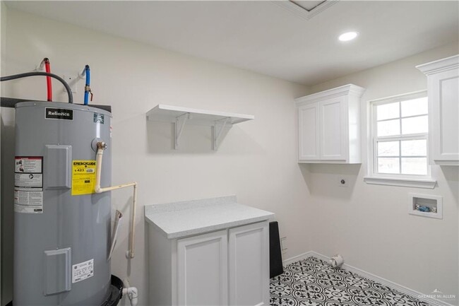 Building Photo - 3602 Ida Dr