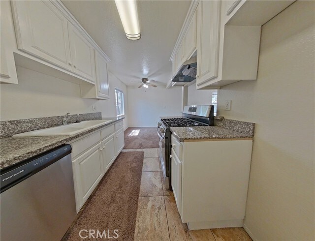 Building Photo - 3216 Locust Ave