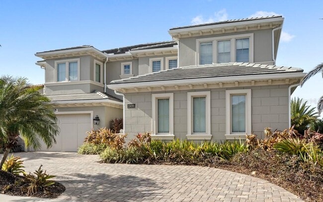 Building Photo - 15699 Panther Lake Dr