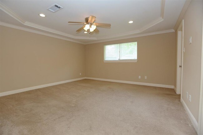 Building Photo - 5914 Arboles Dr