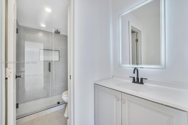 Building Photo - 2350 NE 135th St