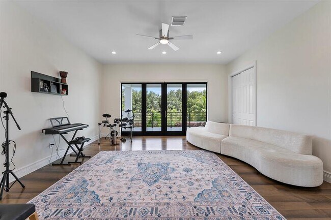 Building Photo - 9626 Vescovato Way