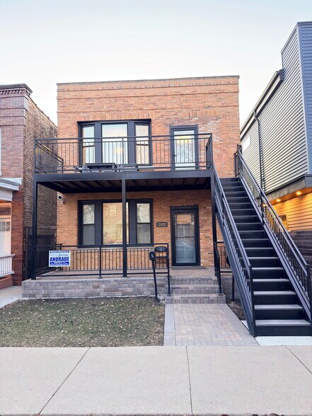 Building Photo - 2922 N Rockwell St