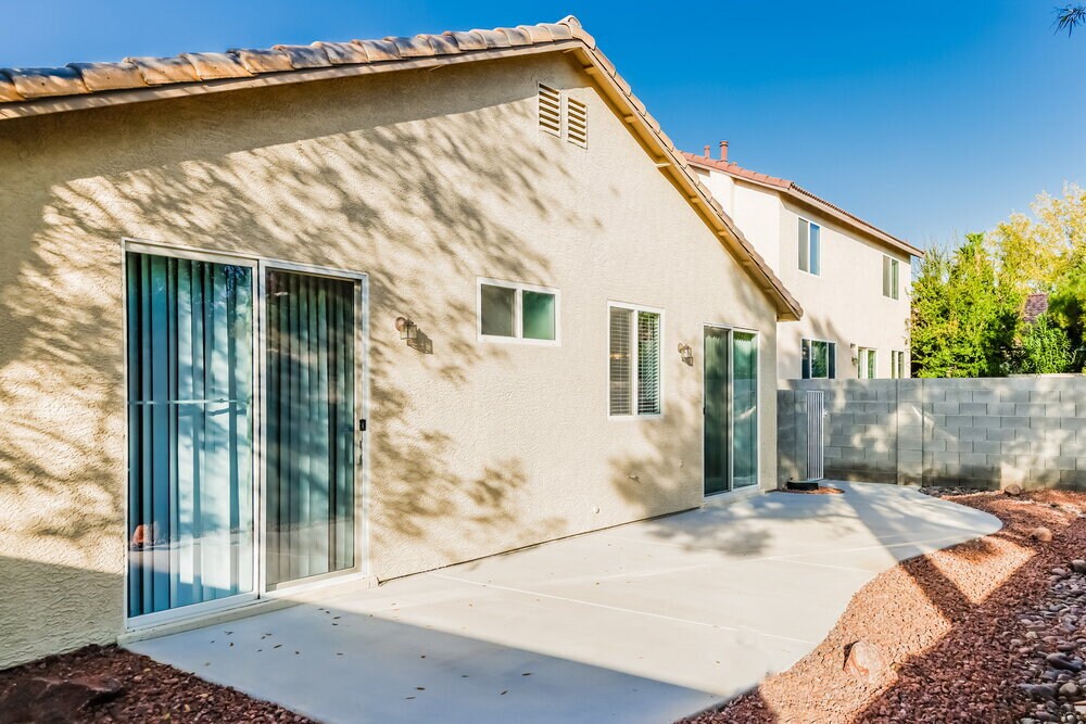 Building Photo - 486 Kirkstone Way