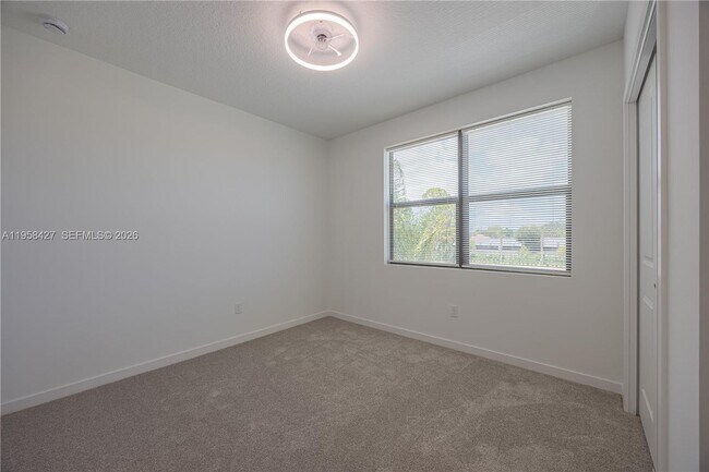 Building Photo - 7040 Channing Ave