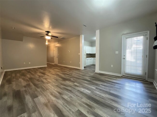 Building Photo - 5919 Pisgah Way