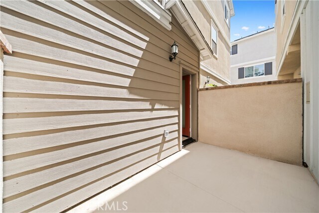 Building Photo - 1042 N Anaheim Blvd