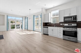 Building Photo - 13020 Pacific Promenade