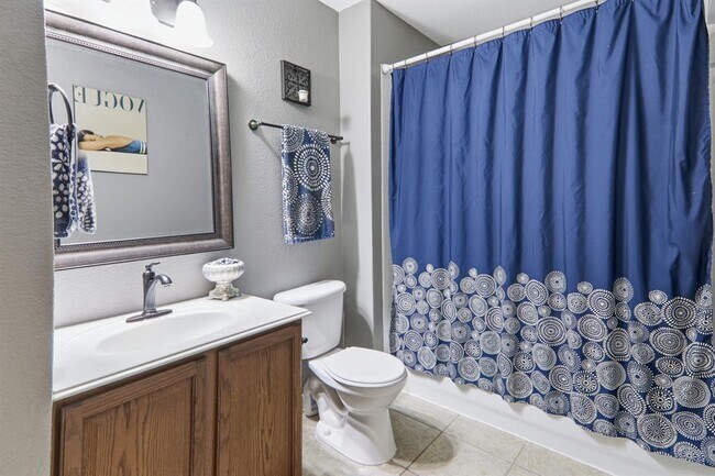 Building Photo - 2157 Paradise Ridge Dr