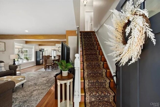 Building Photo - 2943 Lumbard Rd