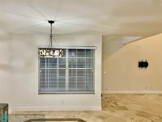 Building Photo - 5357 Buckhead Cir