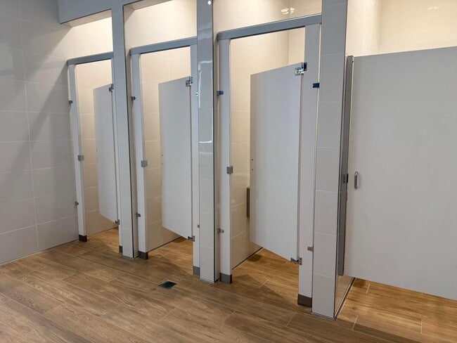 Building Photo - 5759 Phoenix Palm Ct