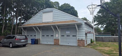 Building Photo - Sedgewick Ave 455-477