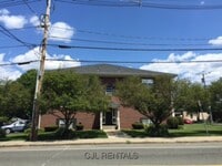 Building Photo - 60 Franklin St