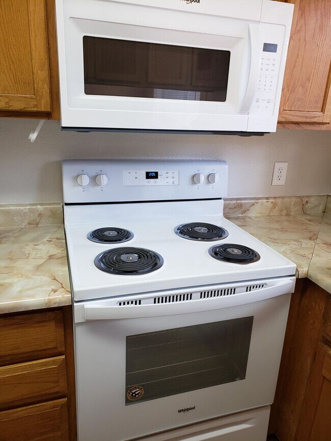 Building Photo - Cute, clean 2 bed / 1 bath in Northeast Payson Neighborhood