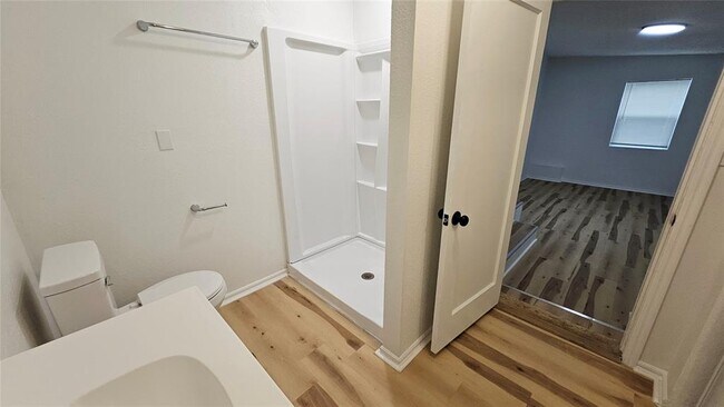 Building Photo - 4509 SE 26th St