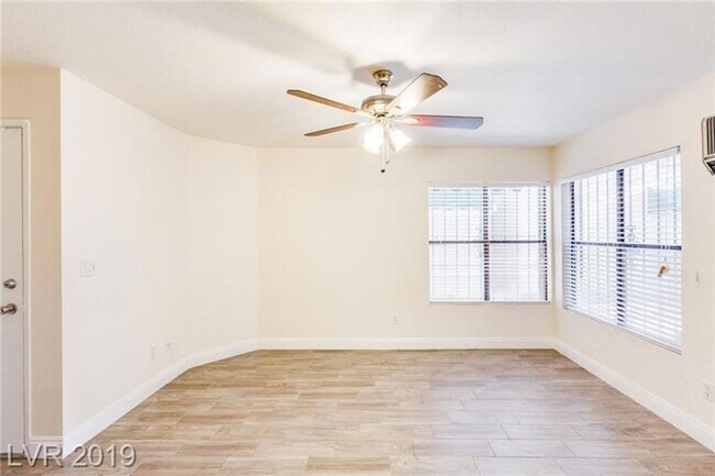 Building Photo - Wonderful upgraded 1 bed 1 bath unit