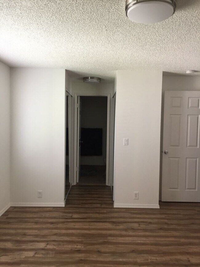 Building Photo - 11744 SW Boones Bend Dr
