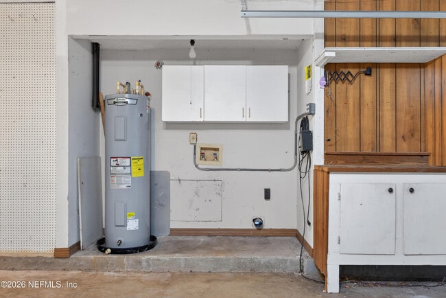 Building Photo - 11369 Fort Caroline Lakes Dr S