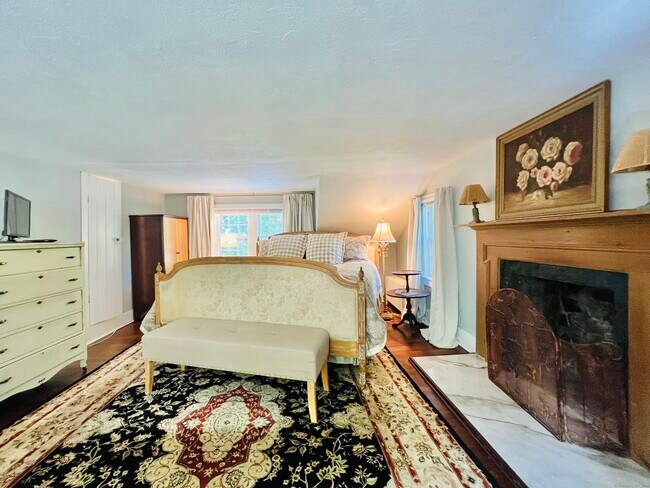 Building Photo - 301 Haviland Rd