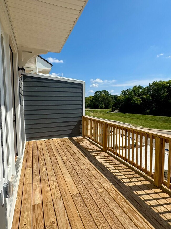 Building Photo - #brandnew, #garage, #3bedsuitesw/private b...
