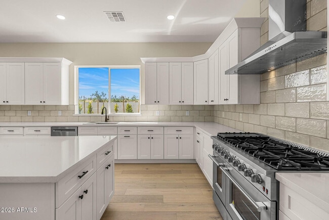 Building Photo - 3002 N 53rd Pl