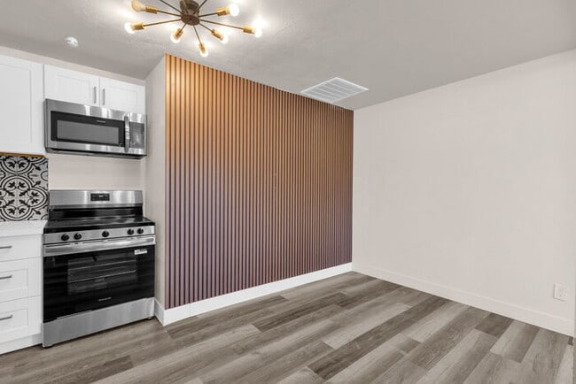Building Photo - BRAND NEW EVERYTHING IN UPTOWN/BILTMORE AREA