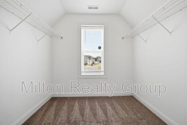 Building Photo - 47 Hemming Ct