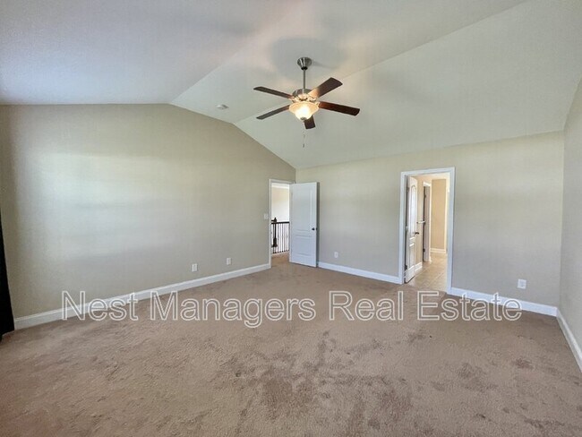 Building Photo - 608 Stonebriar Ave