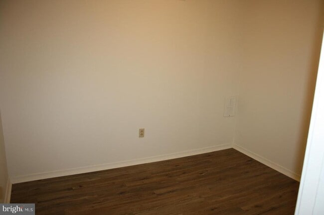 Building Photo - 516 Colgate Ct