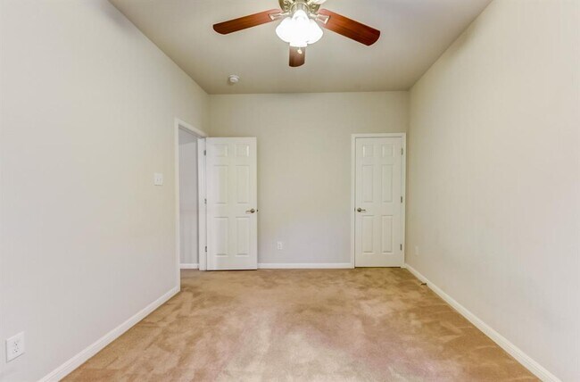 Building Photo - 11400 W Parmer Ln