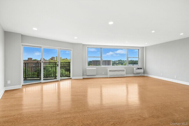 Building Photo - 12 Old Mamaroneck Rd