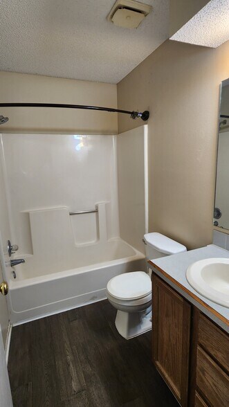 Building Photo - 1209 58th St