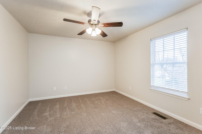 Building Photo - 10103 Lancewood Rd