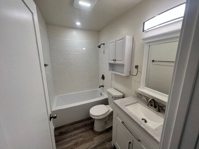 Building Photo - 8320-8322 Fresno Avenue