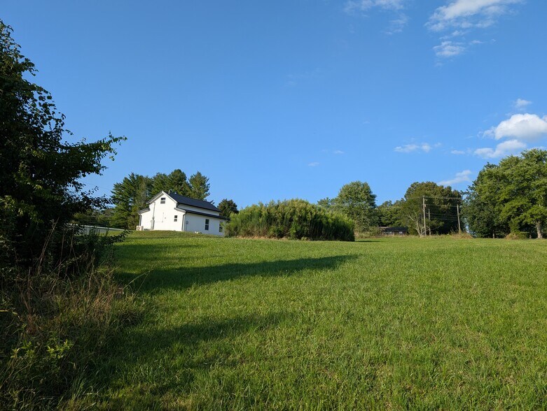 Building Photo - 7713 Martin Mill Pike