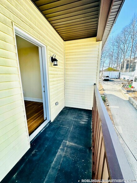 Building Photo - 316 Cornell St