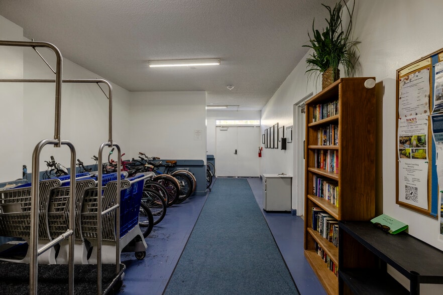 Bike room - 2800 N Highway A1A