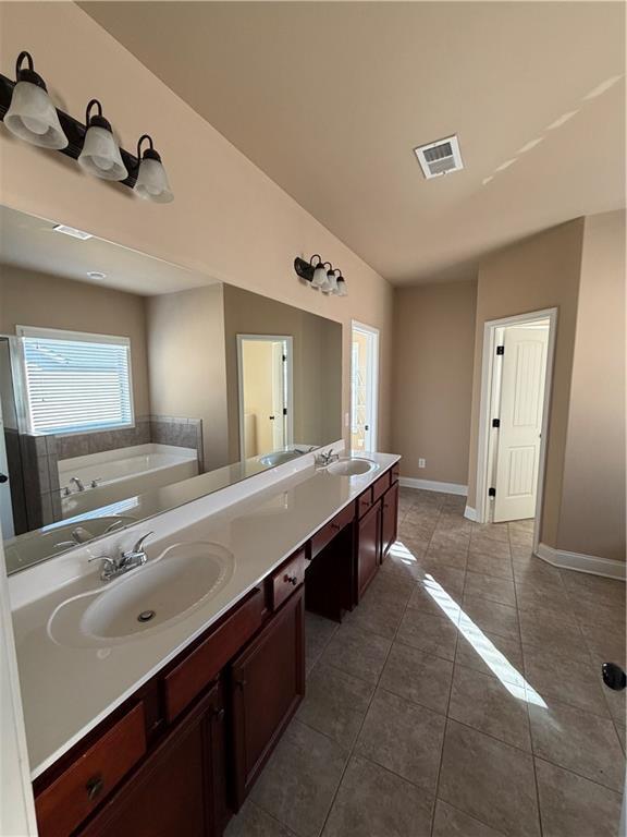 Building Photo - 3095 Carrick Rd