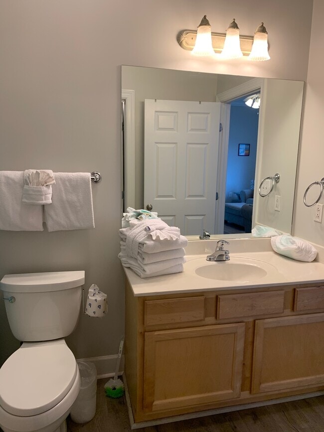 Building Photo - Seagrove Highlands 2109