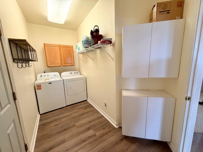 Building Photo - 104 Deer Trail Dr