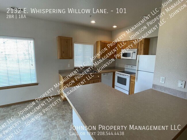 Building Photo - 2132 E Whispering Willow Ln