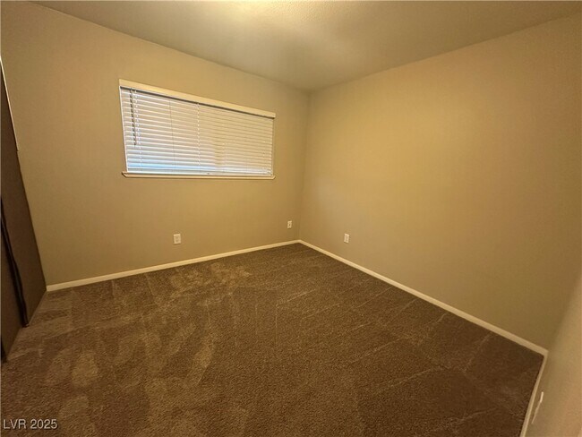 Building Photo - 3009 N Crawford St