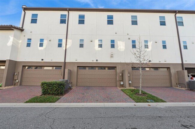 Building Photo - 13581 Larkton Ln