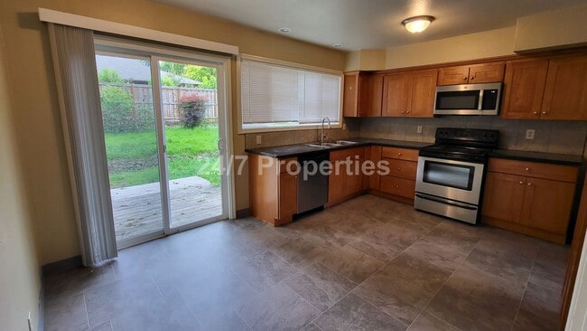 Building Photo - Charming 3BD | 2BA Cottage + Bonus Room - ...
