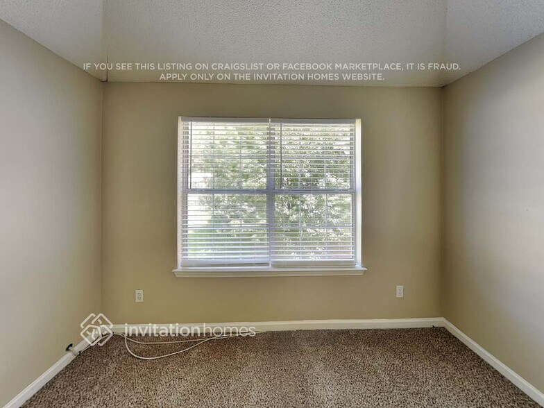 Building Photo - 438 Pecan Wood Cir