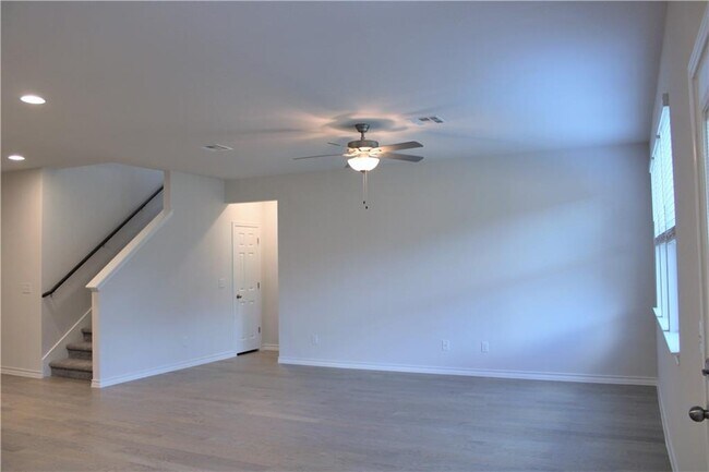 Building Photo - 344 Capstone Rd