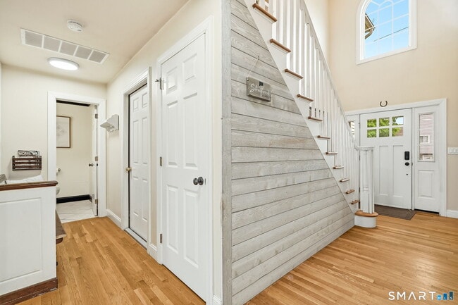 Building Photo - 80 3rd Ave