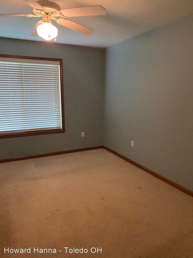 Building Photo - 2 br, 2 bath House - 552 Crystal Lake